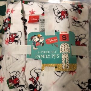 Disney Mickey Mouse 2-piece family pj’s - men’s small